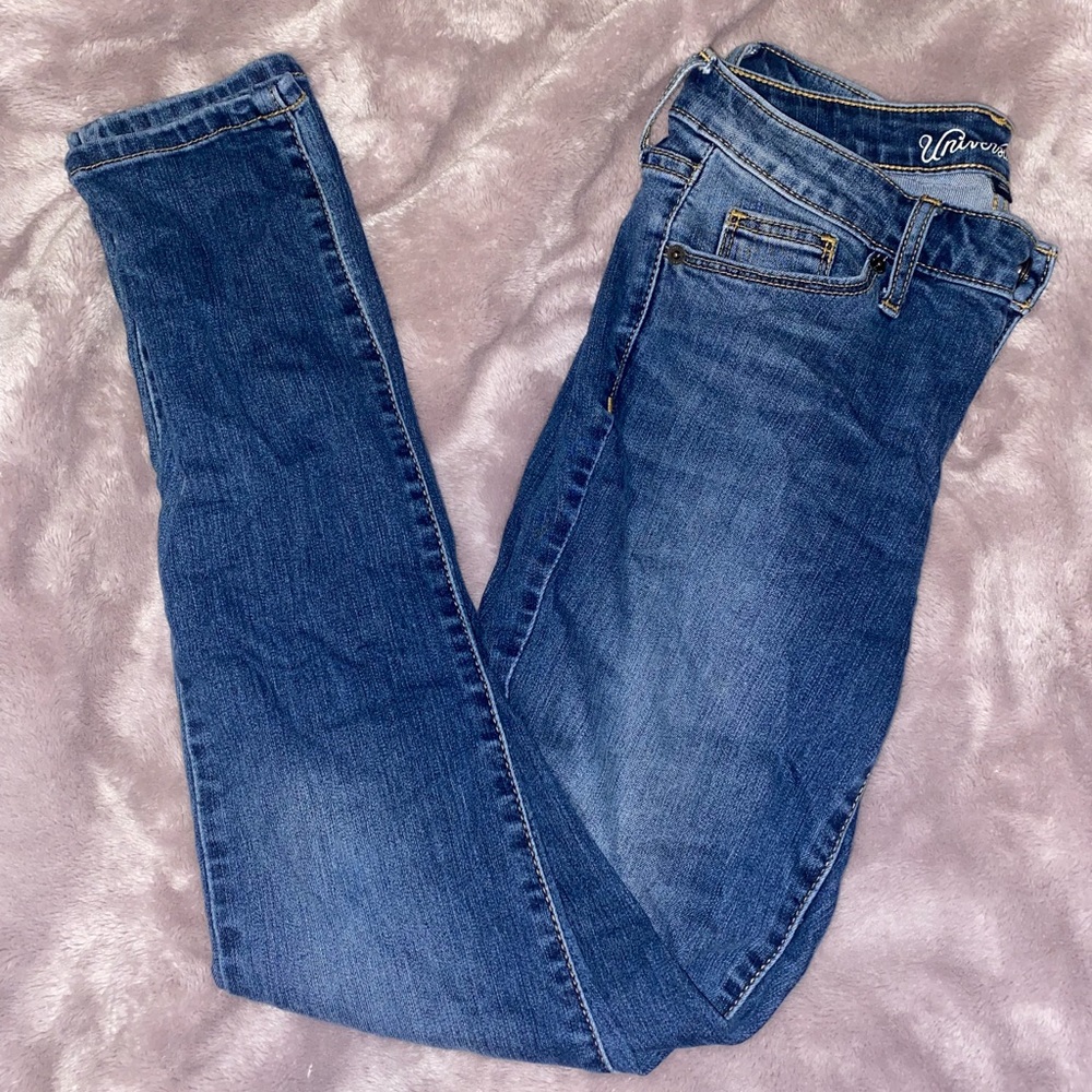 Universal Thread Jeans